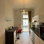 Artliving Apartment-top 3 Self Check-in Graz