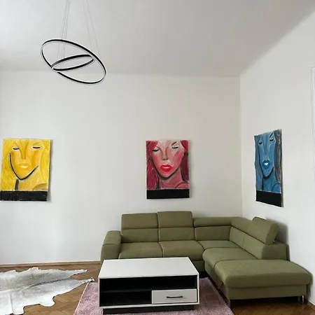 Artliving Apartment-top 3 Self Check-in