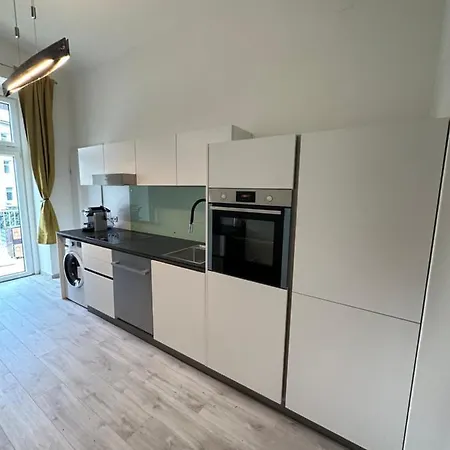 Artliving Apartment-top 3 Self Check-in Apartment